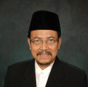 Prof. Dr. Drs. KH. M. Amin Suma, B.A., S.H., M.A., M.M.