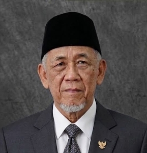 Prof. Dr. Djawahir Hejazziey, S.H., M.A., M.H